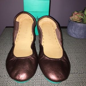 Raspberry truffle tieks